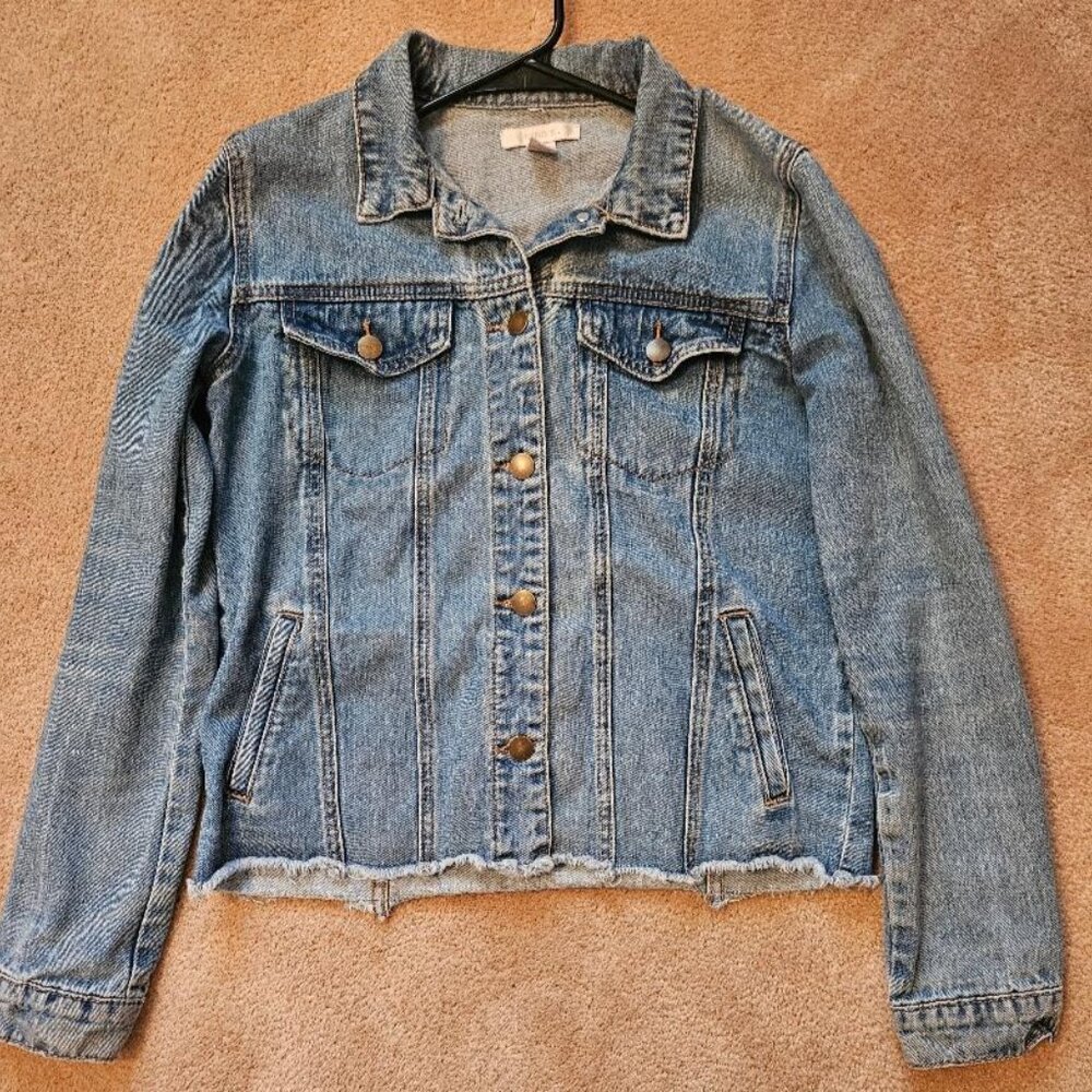 Forever 21 'Love Me Forever' Distressed Faded  Denim Jacket  Size S - Picture 2 of 7